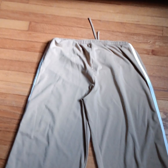 NWOT American Eagle Tan Flare Leg Pants with White Stripes ■ Oversized Size M - Picture 7 of 9